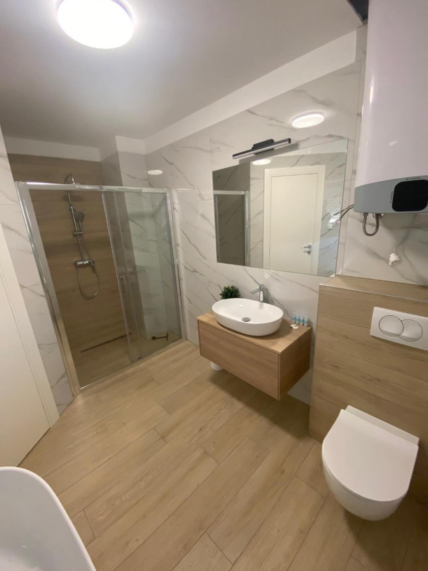 Guest House Ana Residence ซาดาร์ ภายนอก รูปภาพ