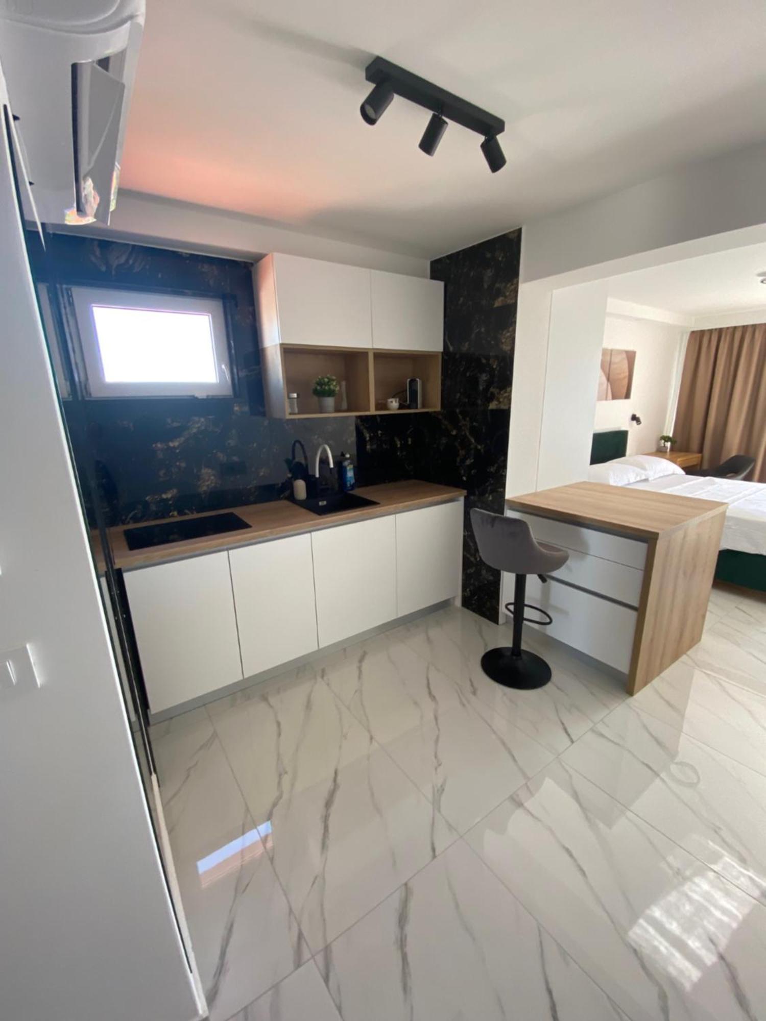 Guest House Ana Residence ซาดาร์ ภายนอก รูปภาพ