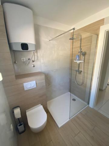 Guest House Ana Residence ซาดาร์ ภายนอก รูปภาพ